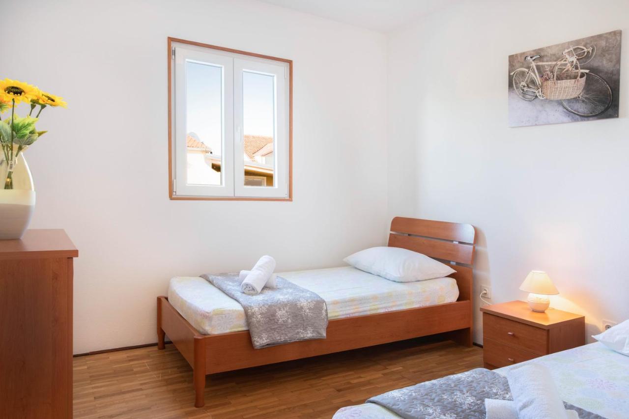 Apartment Marin Jadrija Exterior photo